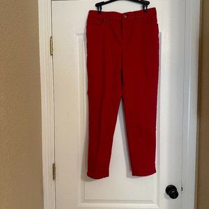 Chico's Sz 2 Red 5-Pocket Jeans in Like New Condition